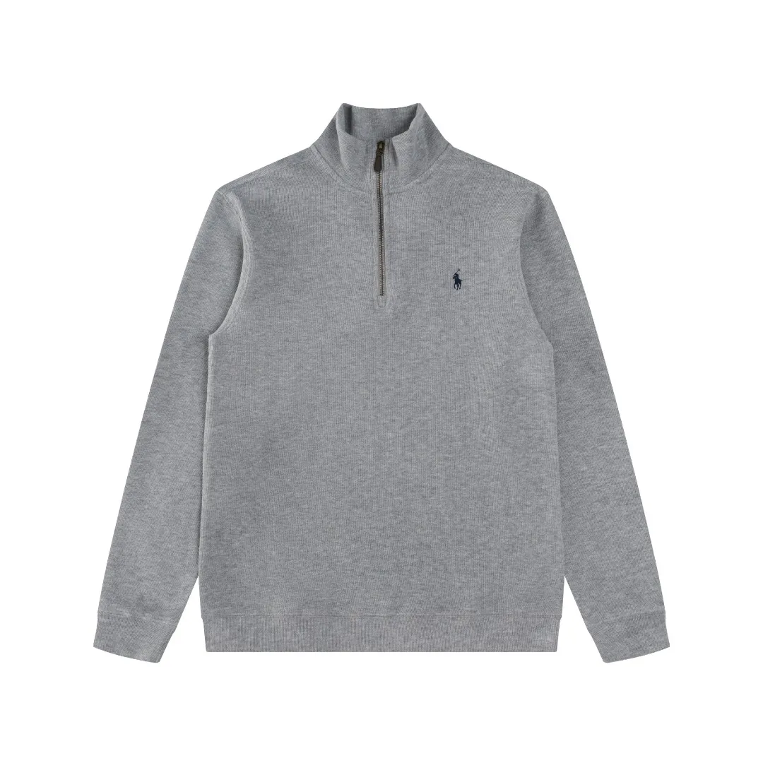 P230 #R97 Ralph lauren twelve-color embroidered pony logo half-zip high-neck long-sleeved knitted sweatshirt. The same style for men and women. The new half-zip sweatshirt for couples to wear in autumn is here! This kind of sweatshirt is really popular this year, even more popular than the hooded sweatshirt. Open the zipper and it can be used as a large lapel, which makes it more fashionable. The color of the classic design of the little war horse on the chest is matched with the embroidery. The simple zipper design echoes the brand logo, so you don’t need to match too much. The sweater version is loose enough! The fabric is custom-woven and dyed 100 cotton. 320g high gram weight 100% cotton knitted cotton with a certain thickness. The fabric is soft and comfortable, and the three-dimensional fabric is full of texture. The stitching is three needles and five threads, which is beautiful and strong. The pattern is also good. Although it is loose, it does not look bulky! - It is not a popular color scheme on the street. The color is pure and highly recommended. The upper body has a particularly high rate of turning heads. Loose style. Big drop shoulder OS style. Same style for men and women. Couple wear. Versatile and practical! Color: Gray, navy, khaki, green label, oatmeal brown label, apricot, black, army green, burgundy, pink, dark gray, light blue, white. Size: S M L XL Length: 70/72/74/76 Bust: 53.5/55.5/57.5/58.5 Shoulder width: 44/45/46/47 Sleeve length: 61/62/63/64
